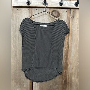 Abercrombie & Fitch Striped Top in Black White Size Small Women’s